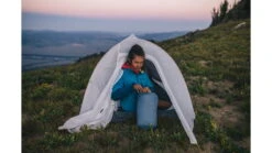 Mountain Hardwear BishopPass W15F/-9C Sleeping Bag -Sea Mountai Shop opplanet mountain hardwear bishoppass w15f 9c sleeping bag right hand vivid teal long 1917002345 vivid teal lng rh av 5